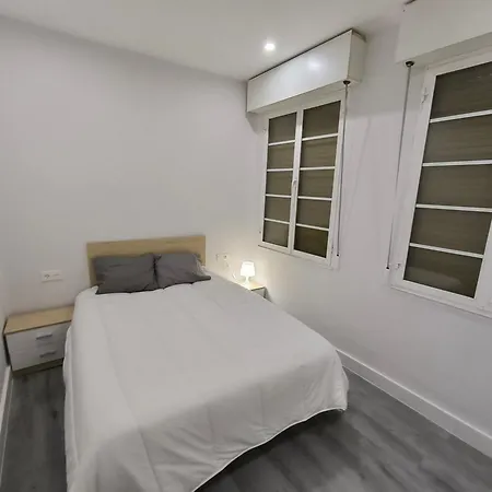 Apartament Desde El Mismo Centro. Oviedo